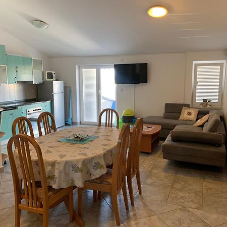 Apartmani Auer Pjescana Uvala Exteriér fotografie