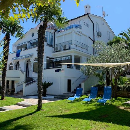 Apartmani Auer Pjescana Uvala Exteriér fotografie
