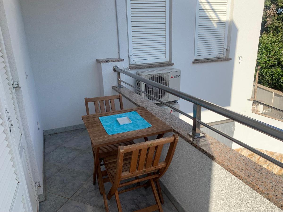 Apartmani Auer Pjescana Uvala Exteriér fotografie